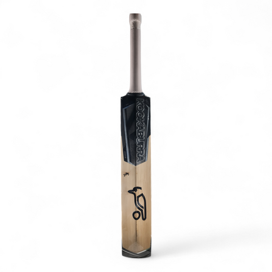 KOOKABURRA English Willow Cricket Bat - Shadow 700